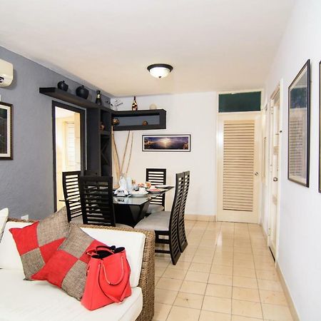 Apartment Doris Y Ruben Vedado Havana City Екстер'єр фото